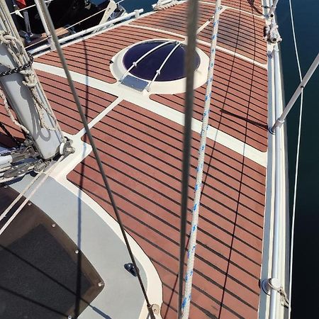 Bateau A Quai St Raphael, 4 Couchages , Voilier Etap 28I Hotel Saint-Raphael  Bagian luar foto