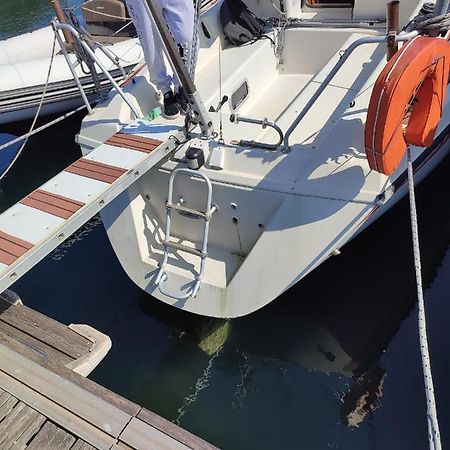 Bateau A Quai St Raphael, 4 Couchages , Voilier Etap 28I Hotel Saint-Raphael  Bagian luar foto