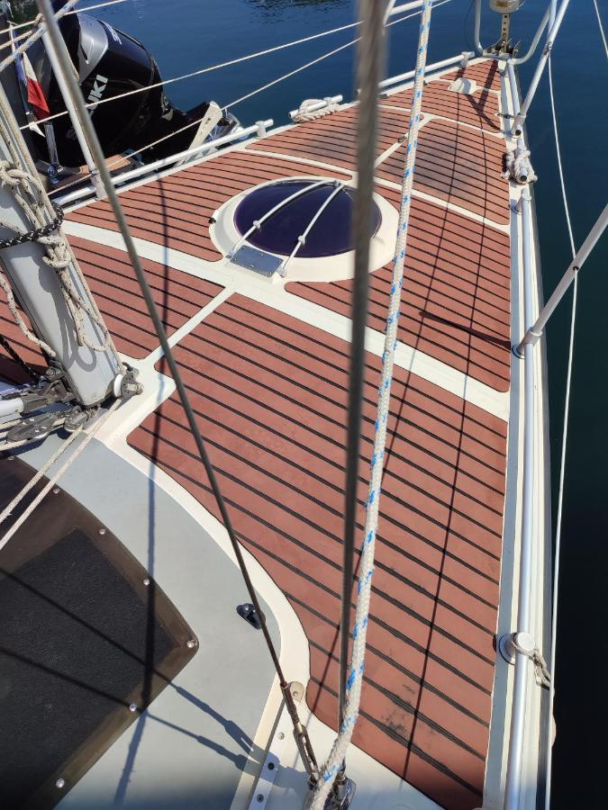 Bateau A Quai St Raphael, 4 Couchages , Voilier Etap 28I Hotel Saint-Raphael  Bagian luar foto